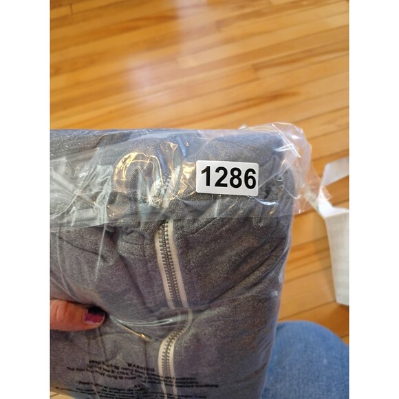 Vuori Mens Full Zip Hoodie Size Small Heather Gray 4 Pocket Performance Hoodie - Picture 8 of 8